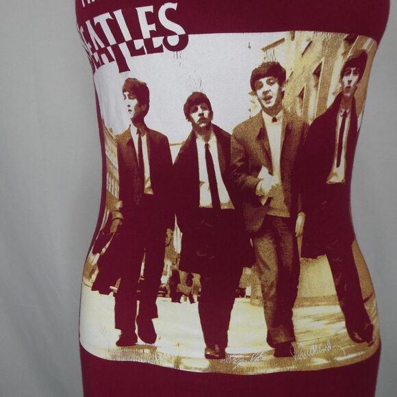 The Beatles C'est Toi Scoop Neck Tank Top Graphic Band Fitted - Picture 1 of 8